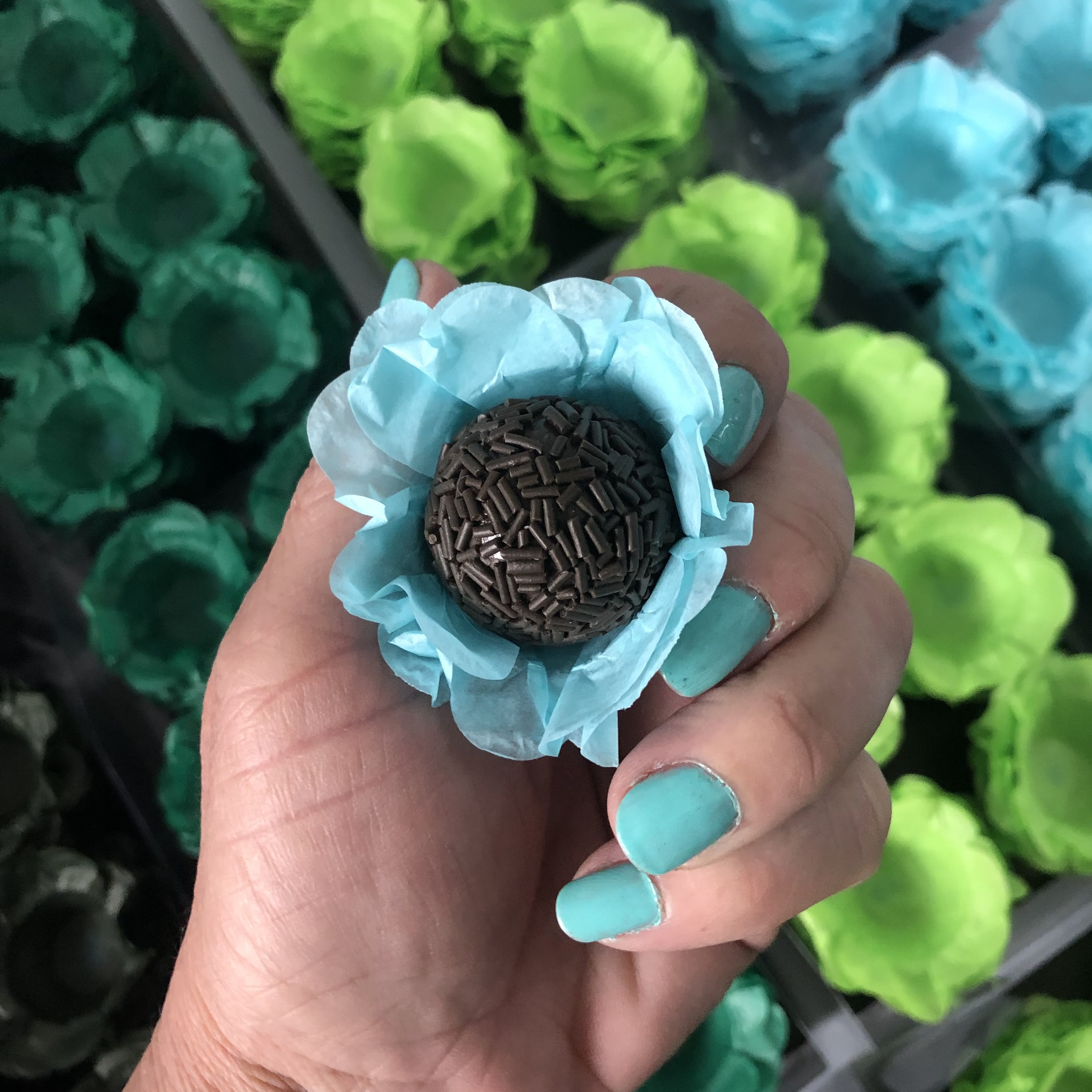 40~120 FORMINHAS CORES FLORAL PARA BRIGADEIRO E DOCES FINOS CASAMENTOS, DEBUTANTES E DECORAÇÃO