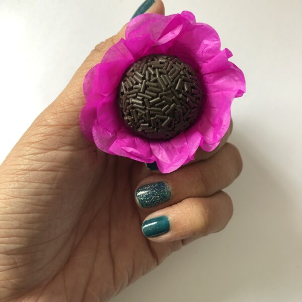 40~200 FORMINHAS DE DOCES FINOS FLOR LUXO CASAMENTO FESTA 39 CORES