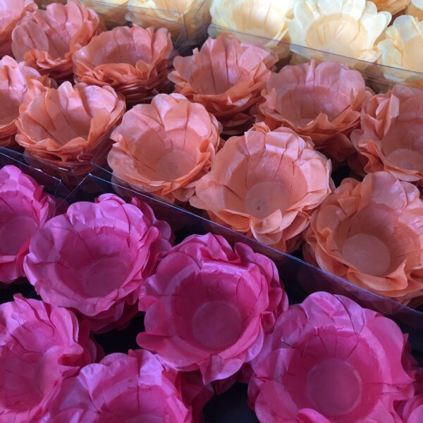 40~200 FORMINHAS DE DOCES FINOS FLOR LUXO CASAMENTO FESTA 39 CORES